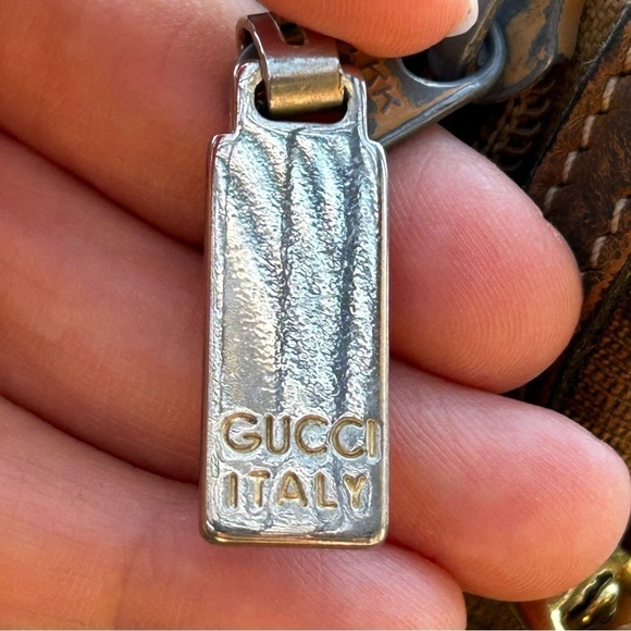 Vintage Gucci micro monogram crossbody - Picture 8 of 15